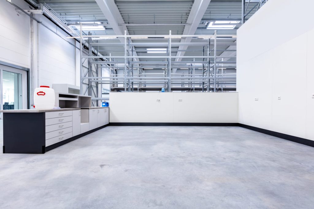 Oficina nave industrial