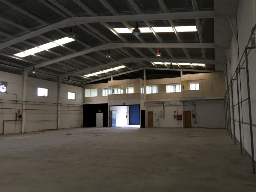 Nave industrial en venta en Navalcarnero